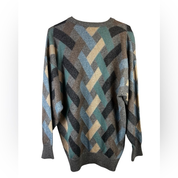 Neiman Marcus Cashmere silk cotton feel V-Neck Pullover sweater - Picture 3 of 6